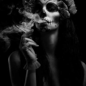 Meet your Posher, Carlos eduardo hernandez